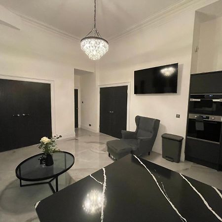 Royal Mile Edinburgh Boutique Apartment Extérieur photo