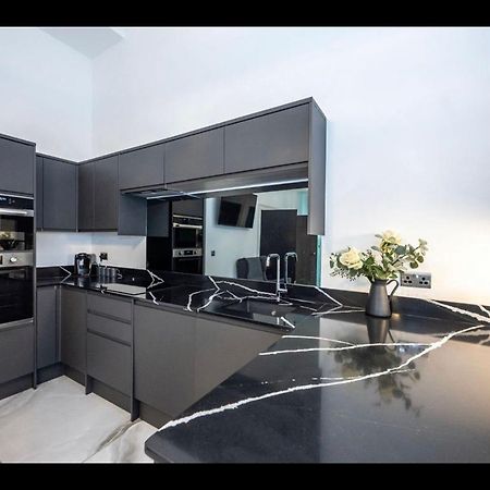 Royal Mile Edinburgh Boutique Apartment Extérieur photo