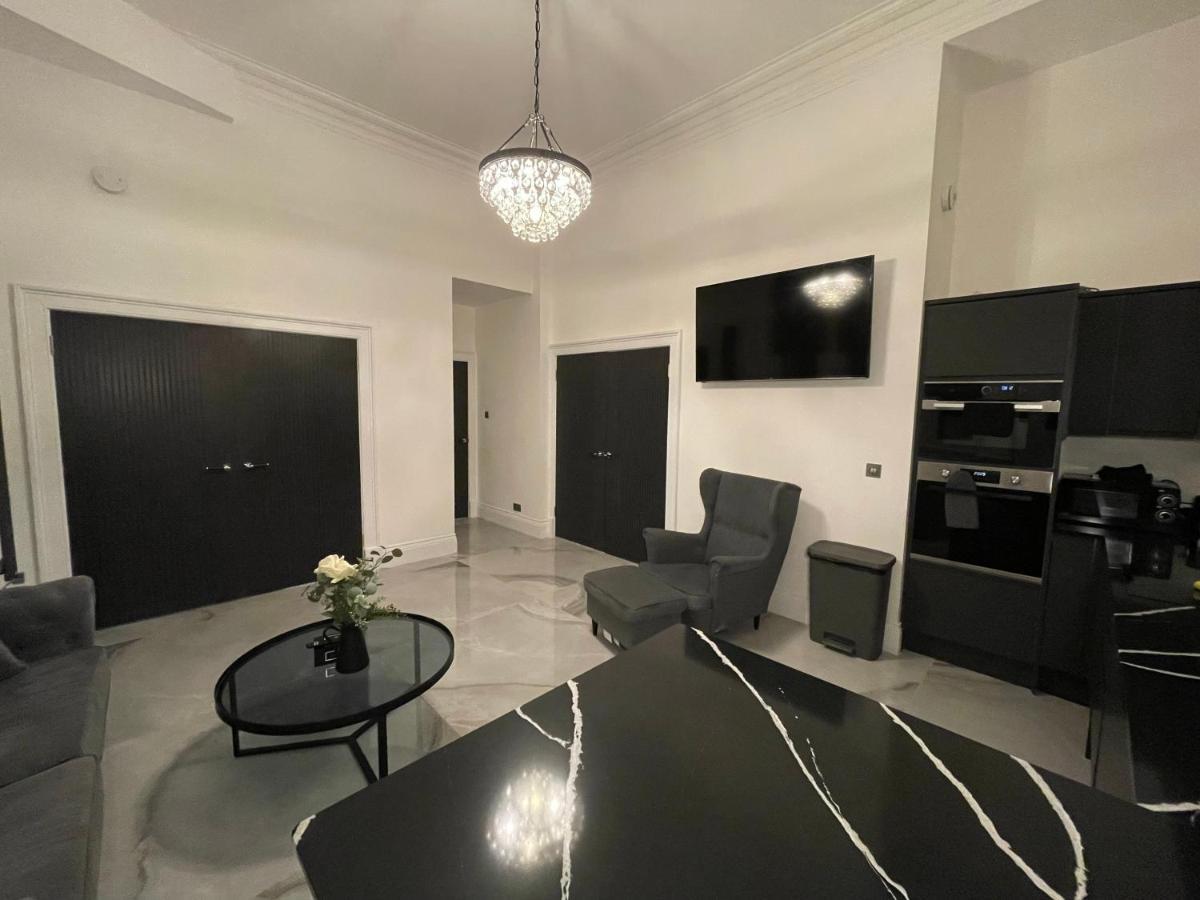 Royal Mile Edinburgh Boutique Apartment Extérieur photo