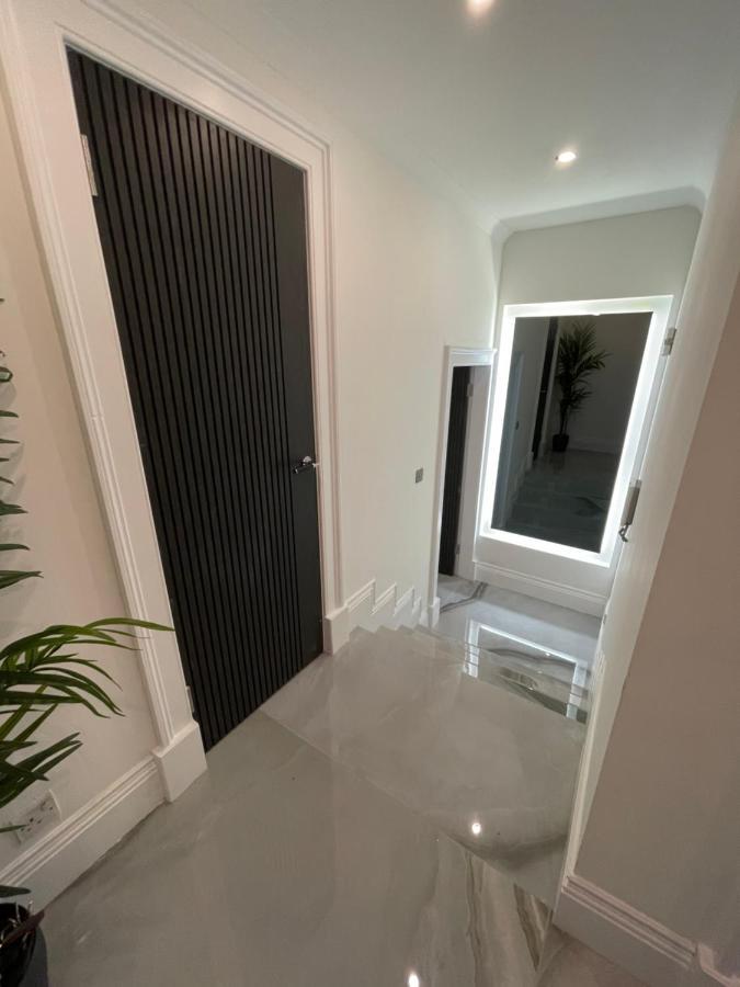 Royal Mile Edinburgh Boutique Apartment Extérieur photo