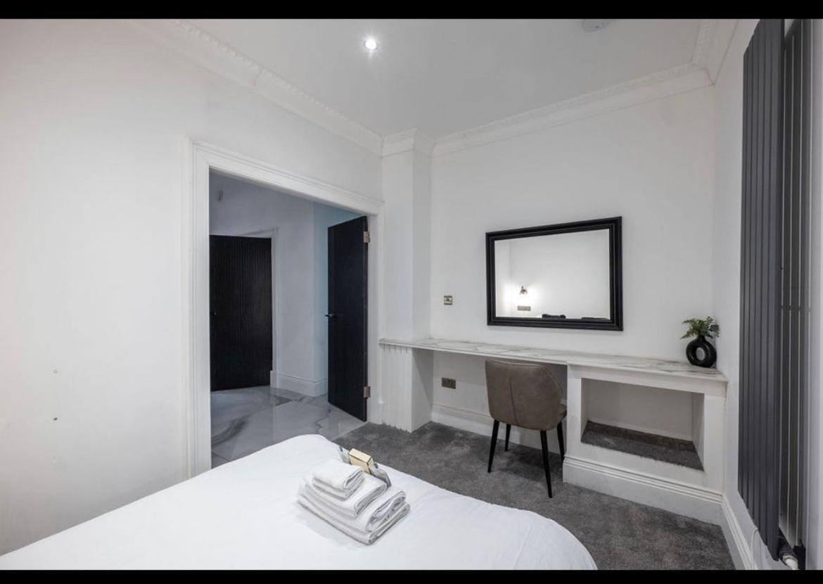 Royal Mile Edinburgh Boutique Apartment Extérieur photo